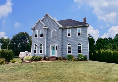 35 Brownfield Dr, Bridgewater, Massachusetts 02324, 4 Bedrooms Bedrooms, 8 Rooms Rooms,2 BathroomsBathrooms,Residential,For Sale,Brownfield Dr,73153921