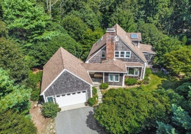 60 Oyster Pond Rd, Falmouth, Massachusetts 02540, 3 Bedrooms Bedrooms, 6 Rooms Rooms,2 BathroomsBathrooms,Residential,For Sale,Oyster Pond Rd,73152001