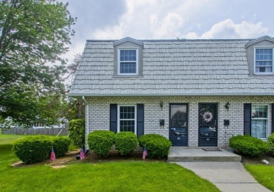 72 Plantation Dr, Agawam, Massachusetts 01001, 2 Bedrooms Bedrooms, 4 Rooms Rooms,1.5 BathroomsBathrooms,Residential,For Sale,The Plantation,Plantation Dr,73124840
