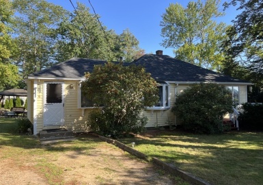 19 Pinecroft Ave, North Brookfield, Massachusetts 01535, 3 Bedrooms Bedrooms, 5 Rooms Rooms,1 BathroomBathrooms,Residential,For Sale,Pinecroft Ave,73156925