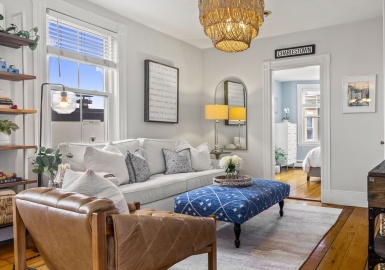 25 Pleasant St, Boston, Massachusetts 02129, 1 Bedroom Bedrooms, 5 Rooms Rooms,1 BathroomBathrooms,Residential Lease,For Rent,Pleasant St,73226043