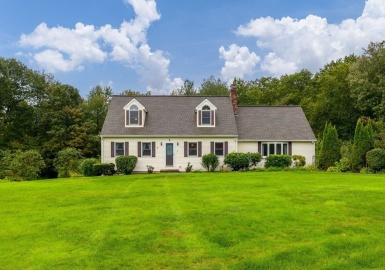 9 Knollwood Dr, Charlton, Massachusetts 01507, 4 Bedrooms Bedrooms, 8 Rooms Rooms,3 BathroomsBathrooms,Residential,For Sale,Knollwood Dr,73164079