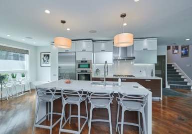 3 Tanglewood Rd, Newton, Massachusetts 02459, 3 Bedrooms Bedrooms, 9 Rooms Rooms,3.5 BathroomsBathrooms,Residential,For Sale,Florence Condominium,Tanglewood Rd,73148451