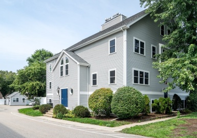 25 Harrison St, Boston, Massachusetts 02131, 3 Bedrooms Bedrooms, 6 Rooms Rooms,2.5 BathroomsBathrooms,Residential,For Sale,Dale Village,Harrison St,73155884