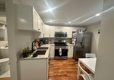 2 Snelling, Boston, Massachusetts 02113, 1 Bedroom Bedrooms, 3 Rooms Rooms,1 BathroomBathrooms,Residential Lease,For Rent,Snelling,73221070