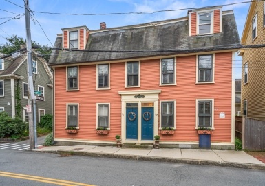 97 Essex St, Salem, Massachusetts 01970, 3 Bedrooms Bedrooms, 7 Rooms Rooms,2.5 BathroomsBathrooms,Residential,For Sale,Essex St,73160686