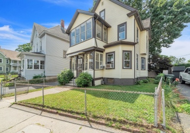 178 Dickinson St., Springfield, Massachusetts 01108, 5 Bedrooms Bedrooms, 8 Rooms Rooms,2 BathroomsBathrooms,Residential,For Sale,Dickinson St.,73149065