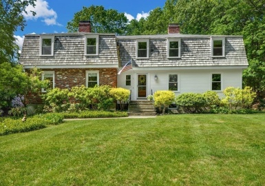 172 Bedford Rd, Lincoln, Massachusetts 01773, 5 Bedrooms Bedrooms, 12 Rooms Rooms,2.5 BathroomsBathrooms,Residential,For Sale,Bedford Rd,73118136