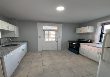 8 Royce Rd, Boston, Massachusetts 02134, 4 Bedrooms Bedrooms, 6 Rooms Rooms,1.5 BathroomsBathrooms,Residential Lease,For Rent,Royce Rd,73204740