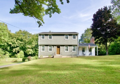 3 Western View Drive, Wilbraham, Massachusetts 01095, 4 Bedrooms Bedrooms, 8 Rooms Rooms,1.5 BathroomsBathrooms,Residential,For Sale,Western View Drive,73155314