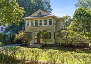 27 Boulevard Rd, Wellesley, Massachusetts 02481, 4 Bedrooms Bedrooms, 10 Rooms Rooms,1.5 BathroomsBathrooms,Residential,For Sale,Boulevard Rd,73157753