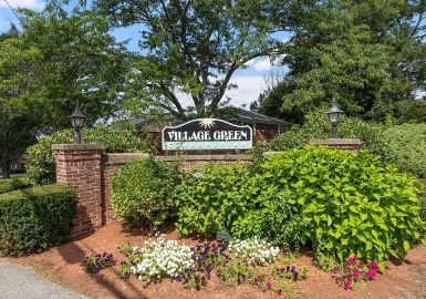 120 Kingston St, North Andover, Massachusetts 01845, 2 Bedrooms Bedrooms, 4 Rooms Rooms,1.5 BathroomsBathrooms,Residential,For Sale,Village Green,Kingston St,73153954