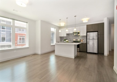 99 Tremont St, Boston, Massachusetts 02135, 2 Bedrooms Bedrooms, 4 Rooms Rooms,2 BathroomsBathrooms,Residential Lease,For Rent,Tremont St,73212739