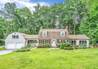 15 Old Village Road, Acton, Massachusetts 01720, 3 Bedrooms Bedrooms, 8 Rooms Rooms,2.5 BathroomsBathrooms,Residential,For Sale,Old Village Road,73161387