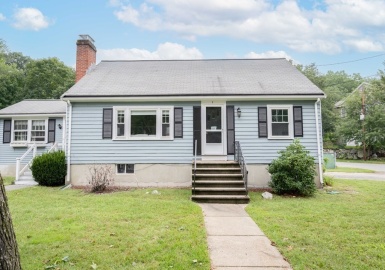 7 Berkeley St, Arlington, Massachusetts 02474, 4 Bedrooms Bedrooms, 7 Rooms Rooms,1.5 BathroomsBathrooms,Residential,For Sale,Berkeley St,73158782