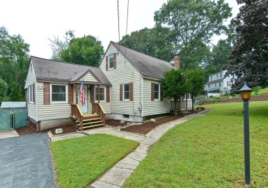23 Skyview Ter, Holliston, Massachusetts 01746, 3 Bedrooms Bedrooms, 8 Rooms Rooms,2 BathroomsBathrooms,Residential,For Sale,Skyview Ter,73159003