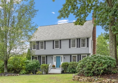23 Iron Gate Dr, Andover, Massachusetts 01810, 4 Bedrooms Bedrooms, 8 Rooms Rooms,2.5 BathroomsBathrooms,Residential,For Sale,Iron Gate Dr,73159118