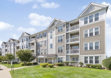 87 Clocktower Drive, Waltham, Massachusetts 02452, 2 Bedrooms Bedrooms, 5 Rooms Rooms,2 BathroomsBathrooms,Residential,For Sale,Wellington Crossing,Clocktower Drive,73164111