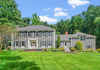 10 Pine Ridge Rd, North Andover, Massachusetts 01845, 4 Bedrooms Bedrooms, 10 Rooms Rooms,2.5 BathroomsBathrooms,Residential,For Sale,Pine Ridge Rd,73144859