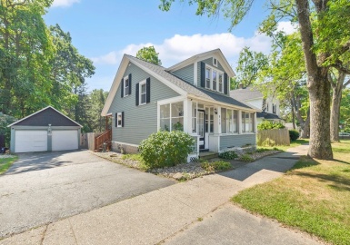 919 Wilbraham Rd, Springfield, Massachusetts 01109, 3 Bedrooms Bedrooms, 6 Rooms Rooms,1 BathroomBathrooms,Residential,For Sale,Wilbraham Rd,73158574