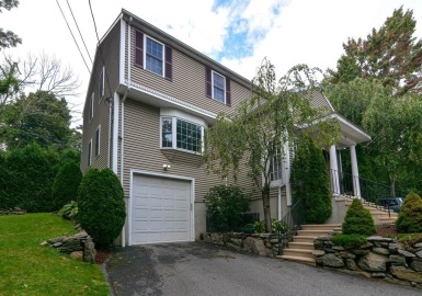9-A Ansonia Rd, Worcester, Massachusetts 01605, 3 Bedrooms Bedrooms, 5 Rooms Rooms,1.5 BathroomsBathrooms,Residential,For Sale,Ansonia Rd,73158825