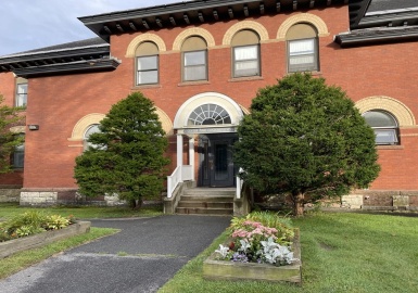 60 North St, Dalton, Massachusetts 01226, 2 Bedrooms Bedrooms, 4 Rooms Rooms,2 BathroomsBathrooms,Residential,For Sale,North St,73158221