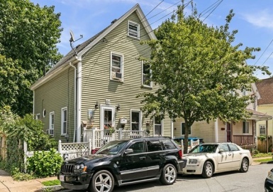 88 Pierce St, New Bedford, Massachusetts 02740, 3 Bedrooms Bedrooms, 6 Rooms Rooms,1 BathroomBathrooms,Residential,For Sale,Pierce St,73148880