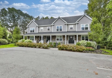 139 Franklin Street, Stoneham, Massachusetts 02180, 3 Bedrooms Bedrooms, 7 Rooms Rooms,2.5 BathroomsBathrooms,Residential,For Sale,139 Franklin Street,Franklin Street,73159692