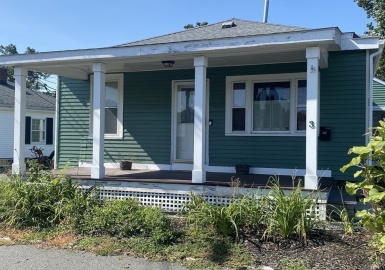 3 North Central Court, Peabody, Massachusetts 01960, 3 Bedrooms Bedrooms, 7 Rooms Rooms,2 BathroomsBathrooms,Residential,For Sale,North Central Court,73151825