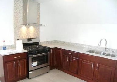 163 Middlesex Ave, Medford, Massachusetts 02155, 3 Bedrooms Bedrooms, 5 Rooms Rooms,1.5 BathroomsBathrooms,Residential Lease,For Rent,Middlesex Ave,73206817