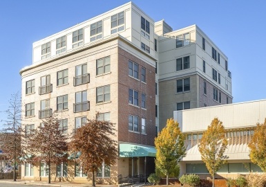 323 Boylston Street, Brookline, Massachusetts 02445, 2 Bedrooms Bedrooms, 4 Rooms Rooms,2 BathroomsBathrooms,Residential Lease,For Rent,Boylston Street,73221634