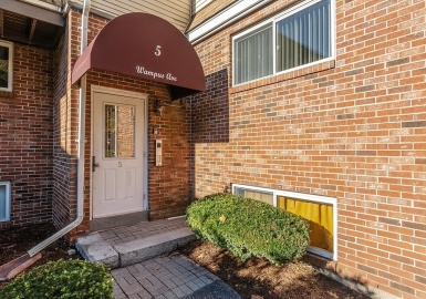 5 Wampus Ave, Acton, Massachusetts 01720, 2 Bedrooms Bedrooms, 4 Rooms Rooms,1 BathroomBathrooms,Residential Lease,For Rent,Wampus Ave,73200326