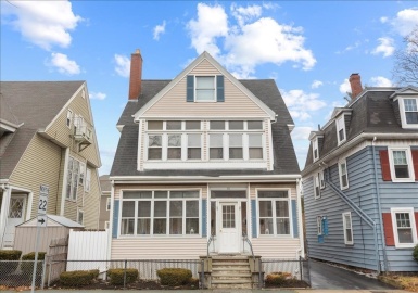 30 Dane, Beverly, Massachusetts 01915, 1 Bedroom Bedrooms, 4 Rooms Rooms,1 BathroomBathrooms,Residential Lease,For Rent,Dane,73220960