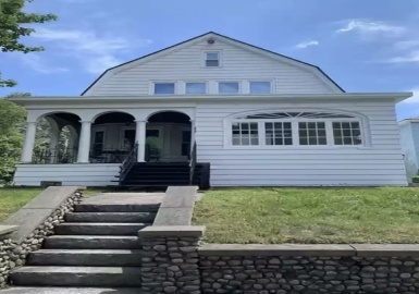 46 Frankfort Street, Fitchburg, Massachusetts 01420, 3 Bedrooms Bedrooms, 6 Rooms Rooms,2.5 BathroomsBathrooms,Residential,For Sale,Frankfort Street,73145007