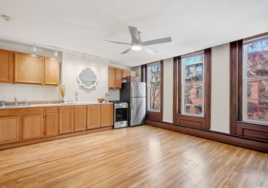302 K Street, Boston, Massachusetts 02127, 1 Bedroom Bedrooms, 2 Rooms Rooms,1 BathroomBathrooms,Residential Lease,For Rent,K Street,73222515