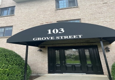 103 Grove Street, Rockland, Massachusetts 02370, 1 Bedroom Bedrooms, 3 Rooms Rooms,1 BathroomBathrooms,Residential,For Sale,Sheridan Square,Grove Street,73157777