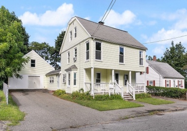 31 Smith St, Haverhill, Massachusetts 01832, 3 Bedrooms Bedrooms, 10 Rooms Rooms,1.5 BathroomsBathrooms,Residential,For Sale,Smith St,73155737
