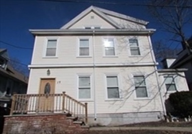 17 Kensington Park, Lynn, Massachusetts 01902, 2 Bedrooms Bedrooms, 4 Rooms Rooms,1 BathroomBathrooms,Residential,For Sale,Kensington Park,73155329