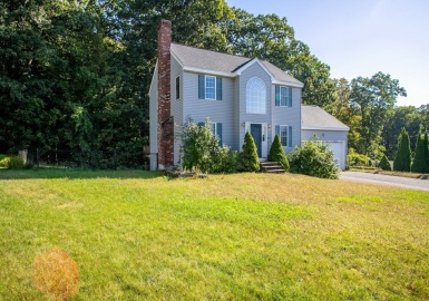 64 Bishop Rd, Fitchburg, Massachusetts 01420, 3 Bedrooms Bedrooms, 6 Rooms Rooms,1.5 BathroomsBathrooms,Residential,For Sale,Bishop Rd,73161973