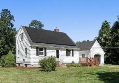 421 South Street, Foxboro, Massachusetts 02035, 4 Bedrooms Bedrooms, 7 Rooms Rooms,2 BathroomsBathrooms,Residential,For Sale,South Street,73159981