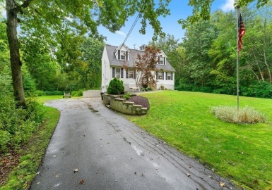 191 Walnut St, Douglas, Massachusetts 01516, 4 Bedrooms Bedrooms, 6 Rooms Rooms,2 BathroomsBathrooms,Residential,For Sale,Walnut St,73159181