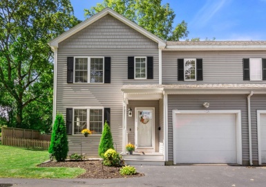 2 Woodland St, Millbury, Massachusetts 01527, 3 Bedrooms Bedrooms, 6 Rooms Rooms,2.5 BathroomsBathrooms,Residential,For Sale,Woodland St,73161010