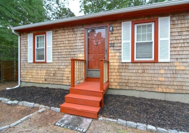 58 Packard, Plymouth, Massachusetts 02360, 2 Bedrooms Bedrooms, 4 Rooms Rooms,1 BathroomBathrooms,Residential,For Sale,Packard,73164457
