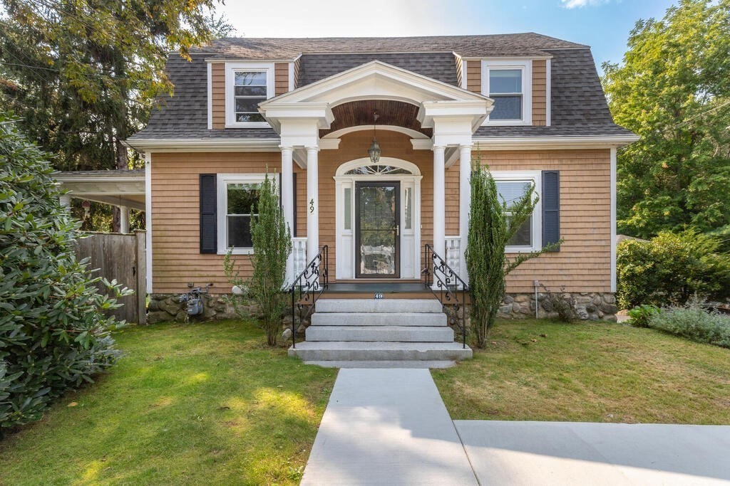 49 Central St, Saugus, Massachusetts 01906