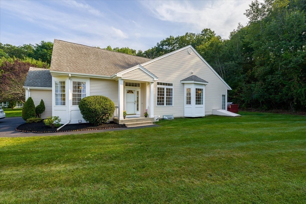 17 Eagle Dr, Shrewsbury, Massachusetts 01545