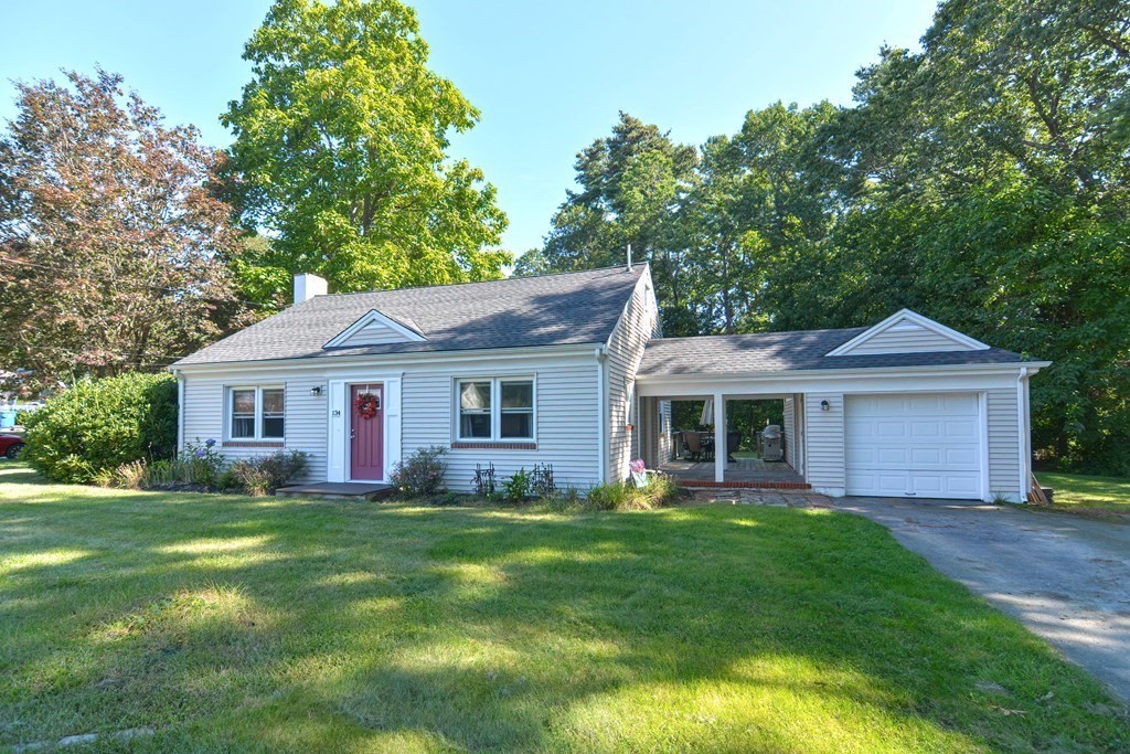 134 Thayer Ave, East Bridgewater, Massachusetts 02333