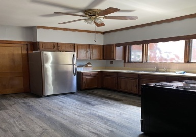 609-611 Fellsway, Medford, Massachusetts 02155, 3 Bedrooms Bedrooms, 6 Rooms Rooms,1 BathroomBathrooms,Residential Lease,For Rent,Fellsway,73199880