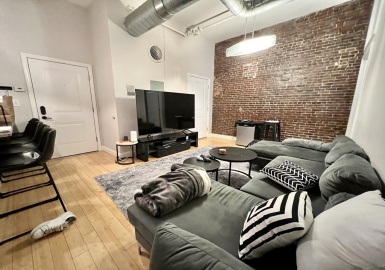 37 Temple Pl, Boston, Massachusetts 02111, 4 Bedrooms Bedrooms, 7 Rooms Rooms,2 BathroomsBathrooms,Residential Lease,For Rent,Temple Pl,73223573