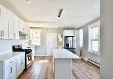105 Homestead Street, Boston, Massachusetts 02122, 4 Bedrooms Bedrooms, 6 Rooms Rooms,1.5 BathroomsBathrooms,Residential Lease,For Rent,Homestead Street,73222100
