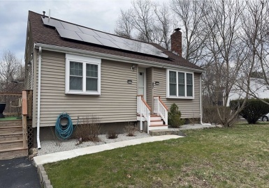 87 Downey Rd, Brockton, Massachusetts 02302, 4 Bedrooms Bedrooms, 7 Rooms Rooms,2 BathroomsBathrooms,Residential,For Sale,Downey Rd,73104834